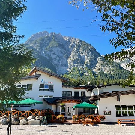 ホテルEuroparcs Leutasch-Seefeld エクステリア 写真